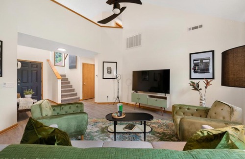 Bentonville House | The Hemingway