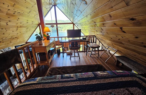 Topton Cabin | The Hemlock Haven at Nantahala Lake