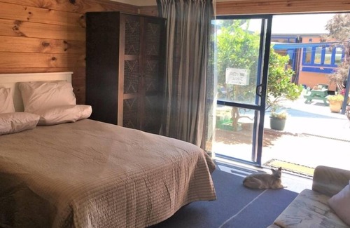 Pukehina House | The Hen House - Book a little break away now!