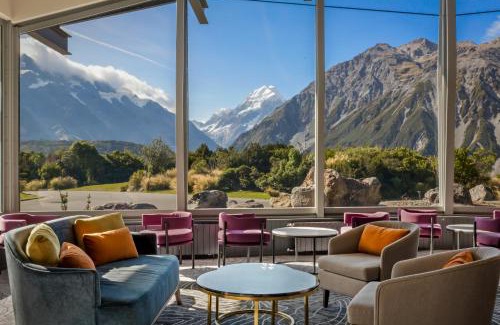 Mount Cook Village Hotel | The Hermitage Hotel Mt Cook