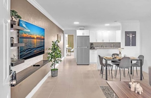 Westchester Apartment | The Hidden Gem Scape
