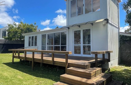 Auckland House | The Hidden Paradise