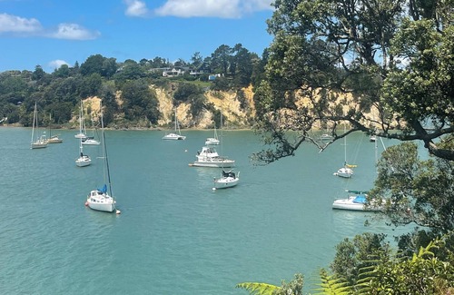 Auckland House | The Hidden Paradise