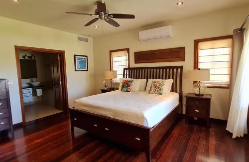 Freetown Apartment | The Hideaway 1 Bedroom Suite, Pool and Sea views