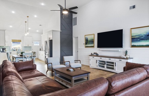 Townville House | The Hideaway at Lake Hartwell