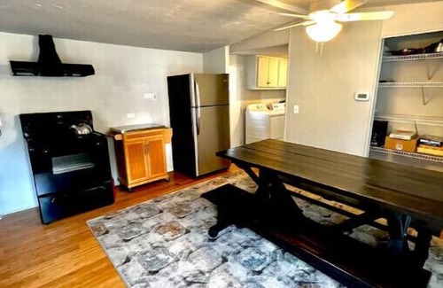 Myrtle Grove House | The Hideaway, Cozy pet friendly place to stay minutes to the beach.