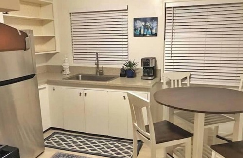 Altadena House | The Hideaway