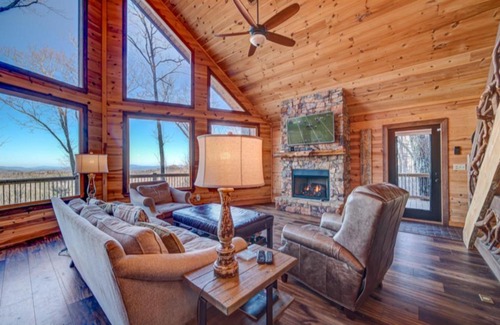 Blue Ridge House | The Hideaway