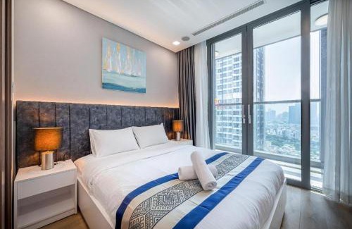 Hang Xanh Hotel | The High Luxury Apartment by Isabelle