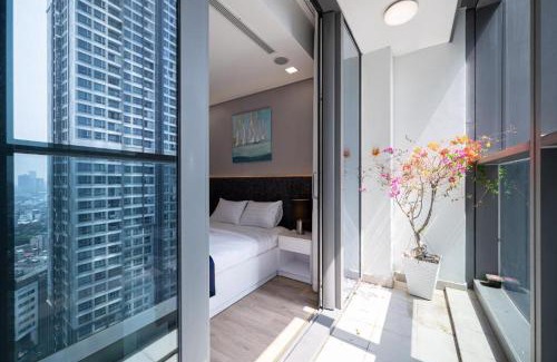 Hang Xanh Hotel | The High Luxury Apartment by Isabelle