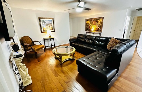 South Mountain House | The Hiking House