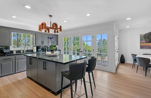 Hollywood Hills West Villa | The Hilldale Villa