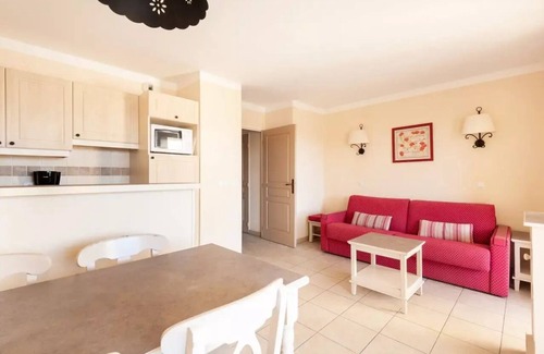 Pont Royal Apartment | The Hills of Pont Royal in Provence - maeva Home - 2 Room Apartment 4 People - Selection