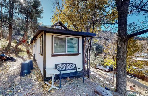 Frazier Park House | The Hillside Sanctuary