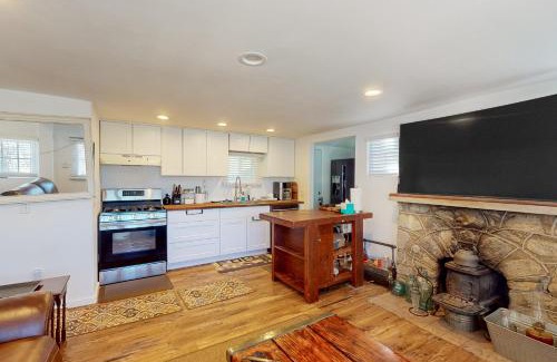 Frazier Park House | The Hillside Sanctuary