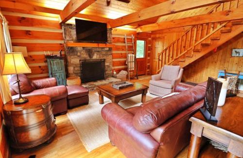 Cherokee House | The Hilltop