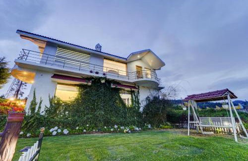 Ooty Villa | The Hillview Hideaway Chic 2BHK with Terrace and Garden