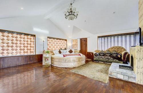 Ooty Villa | The Hillview Hideaway Chic 2BHK with Terrace and Garden