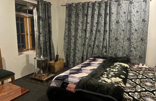Srinagar House | The Himalayan Nest