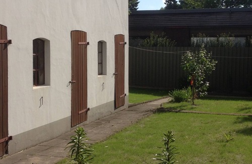 Osterhusum Apartment | The historic carpenter's workshop, WLAN, garage for bicycles and electricity connection