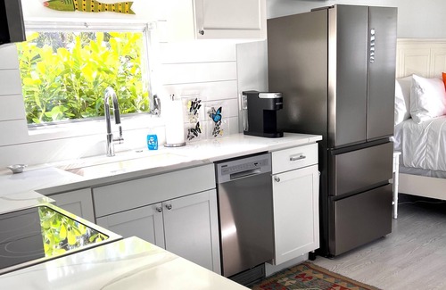 West Naples Cottage | The Historic Coquina Cottages C is 2 Blocks to the Beach, 5th Avenue and 3rd St.