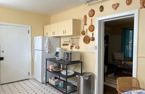 Elkton Apartment | The historic Mitchell House, built in 1769, in the heart of downtown Elkton.
