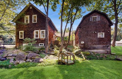 Jefferson House | The Hollow