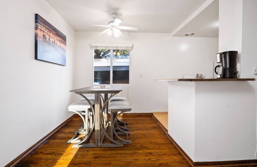 Hollywood Apartment | The Hollywood 4