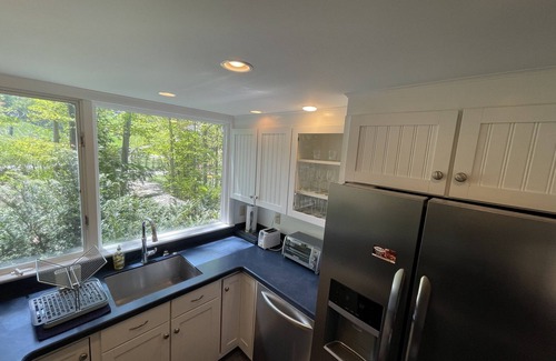 Hidden Valley House | The Homestead at Hidden Valley nGolf, ski in/ski out lakeside home! Pet friendly