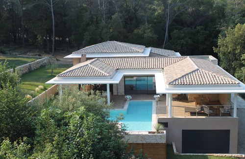 Opio Villa | The honey villa near the village of Valbonne