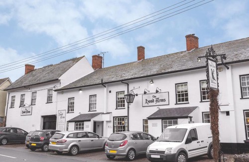 Kilve Hotel | The Hood Arms