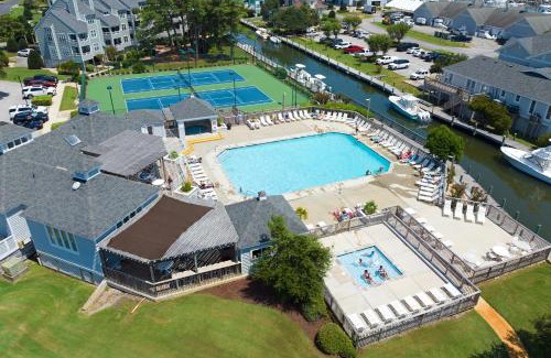 Manteo Apartment | The Hook