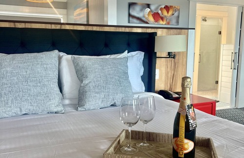 Gloucester Hotel | The Hotel at Cape Ann Marina