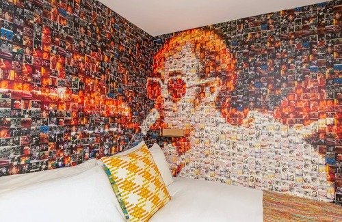 Eureka Valley Hotel | The Hotel Castro | Stay In, or Go Out in the Castro | Queen Mini Suite