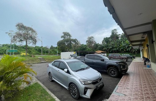 Sandakan Hotel | The Hotel