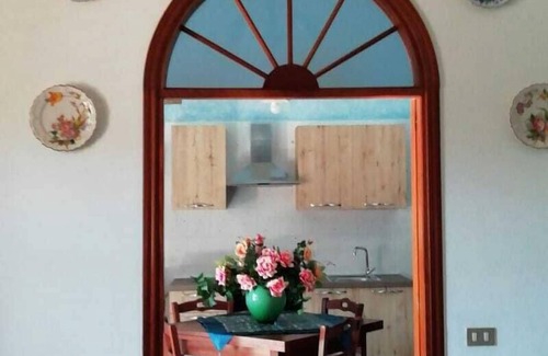 Castellammare del Golfo House | The house is 900 m. away from the beach, 200 m. from the center, 100 m. Supermarket