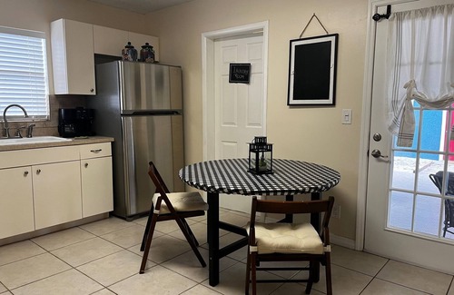 Tampa House | The House Close to Downtown/Airport and Stadium