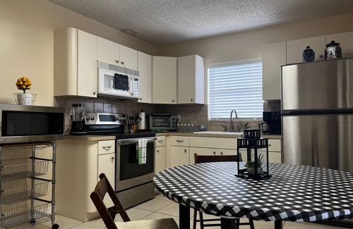 Tampa House | The House Close to Downtown/Airport and Stadium