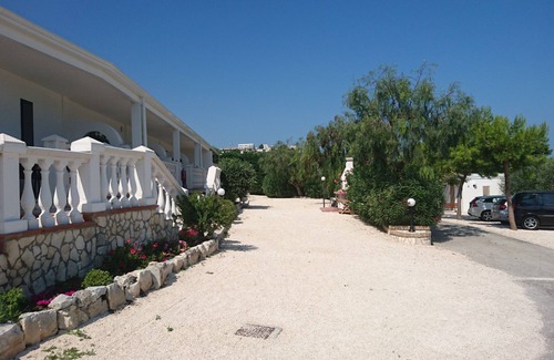 Peschici Apartment | THE HOUSE ON THE BEACH in Peschici