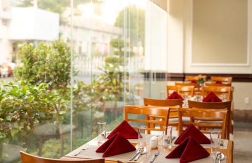 Tan Binh Hotel | The HUB Hotel - Airport