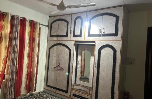 Srinagar House | The Humble Abode