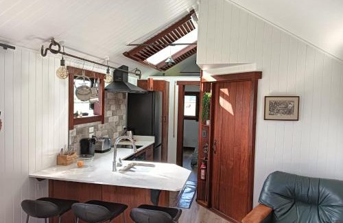 Whitianga House | The Hut 56