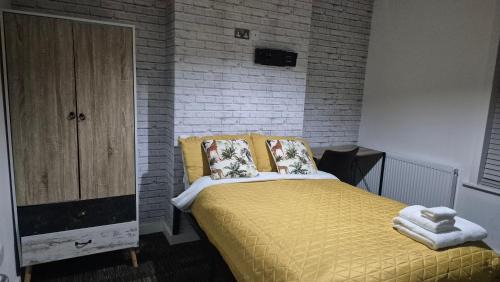 Hyde House | The Hyde House - En Suite Rooms
