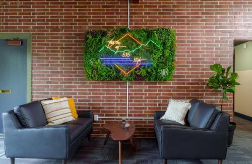 Astoria Hotel | The Inn at 515 15th