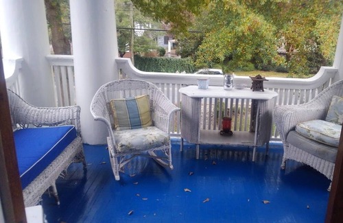 Brevard Bed & Breakfast | The Inn at Brevard