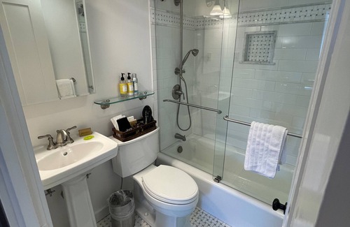 Provincetown Bed & Breakfast | The Inn at Cook Street