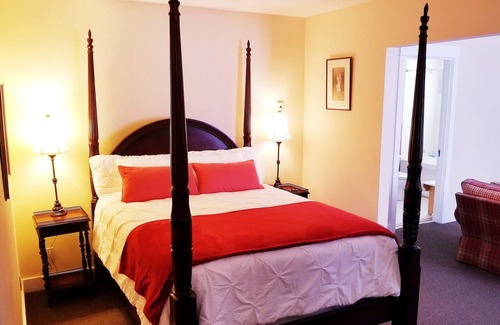 Hailey Bed & Breakfast | The Inn at Ellsworth Estate