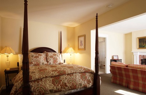Hailey Bed & Breakfast | The Inn at Ellsworth Estate