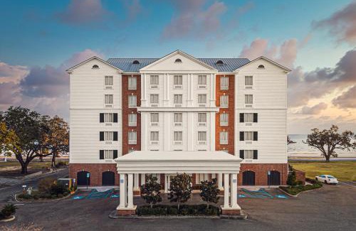 Long Beach Hotel | The Inn at Long Beach