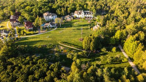 Mackinac Island Hotel | The Inn at Stonecliffe
